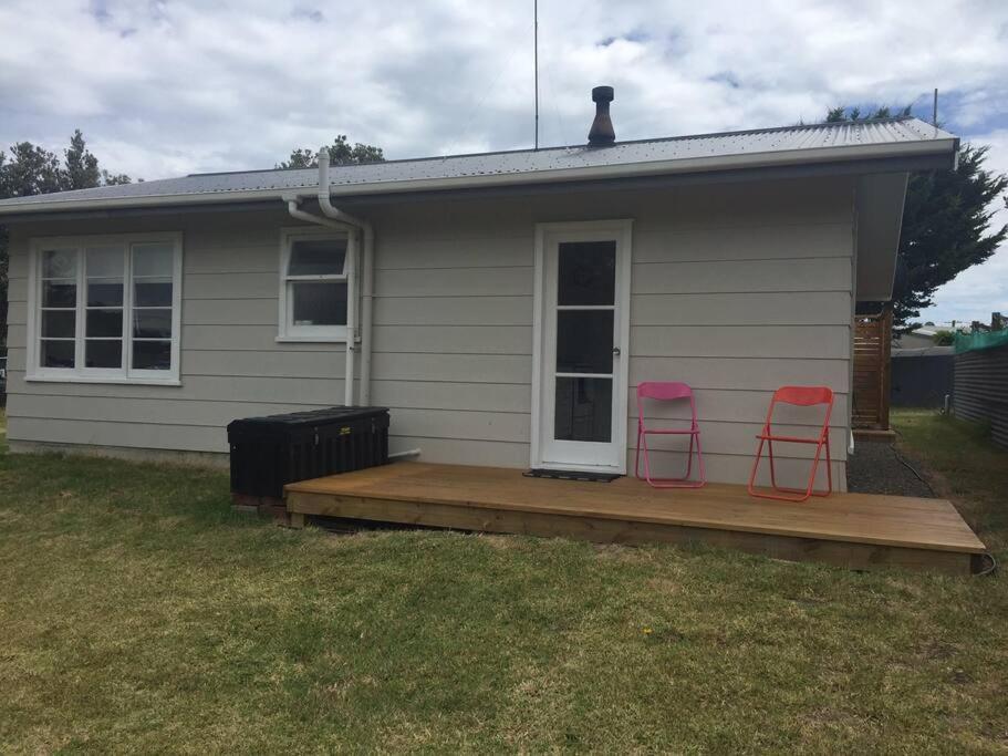 Relaxed Beach Retreat, Mod Family Friendly Bach Foxton Beach Exterior foto